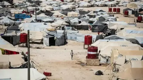 بعد تفكيك مخيم الهول.. أين اختفت عائلات داعش الأجنبية؟