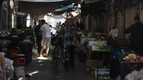 جدل في العراق حول صيام رمضان: الاعتقالات بين القانون والدستور
