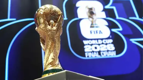 تصعيد الحرب يهدد مشاركة إيران في مونديال 2026.. الإمارات والعراق أبرز البدائل المحتملة
