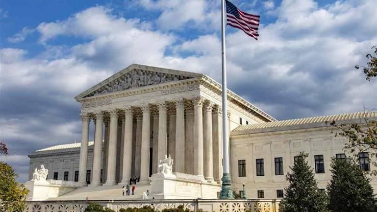 المحكمة العليا الأمريكية: ترامب تجاوز صلاحياته بفرض الرسوم الجمركية